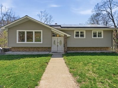 15 Valley Trl, Oak Ridge, NJ, 07438