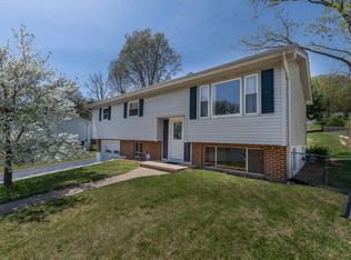 823 Fisher Cres, Staunton, VA 24401