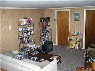 2nd image of 7 Stern Ct