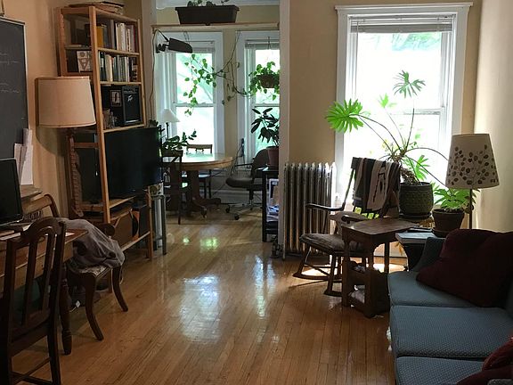 3rd image of 6606 N Glenwood Ave APT 2