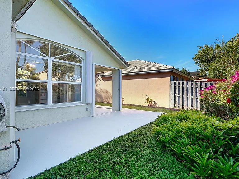 12357 SW 144th Ter — Photo 27