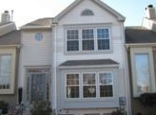 8010 Sugarberry Ct, Gaithersburg, MD 20879