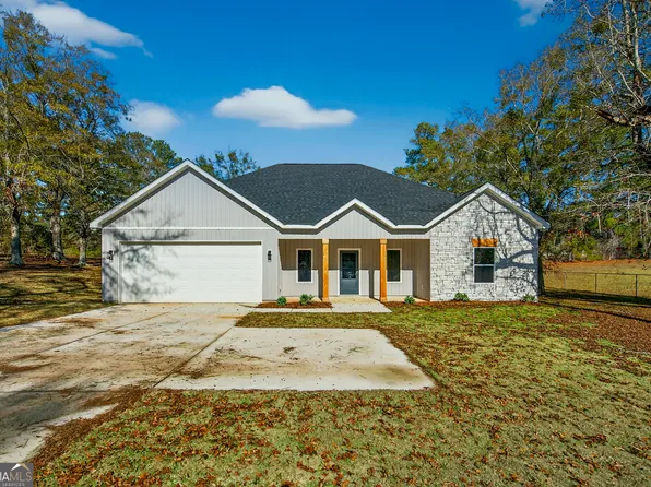 3080 15th SW, Lanett, AL 36863