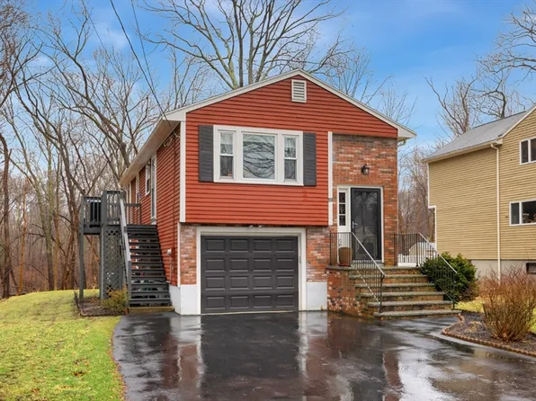 19 Criterion Rd, Reading, MA 01867