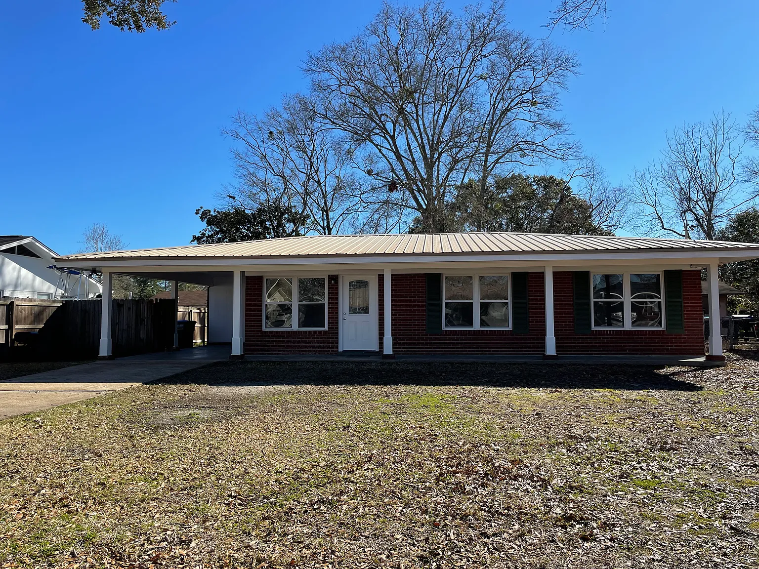 3 bed, 1.5 bath, 1131 sqft, $1,400 — Photo 1