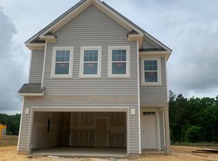 481 Winding Creek Dr, Lillington, NC 27546