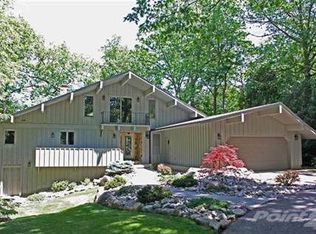 6742 River Rd, Flushing, MI 48433