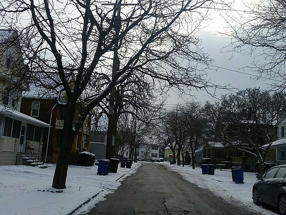 5th image of 2117 Dowd Ave