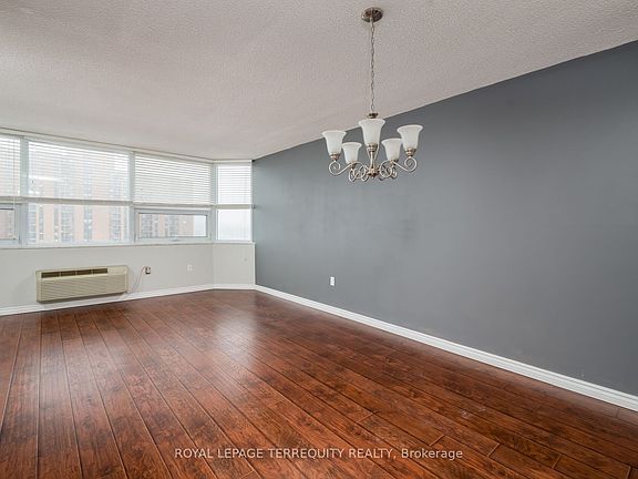 4th image of 121 Ling Rd #1004