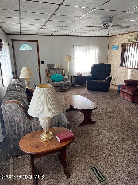 4th image of 509 Sherman Avenue