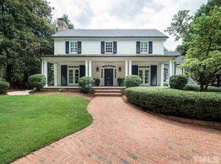 1913 Lewis Cir, Raleigh, NC 27608