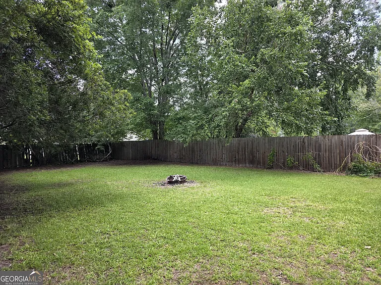 146 John Glenn Dr — Photo 19