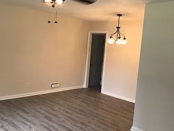 5th image of 3423 Constance Dr