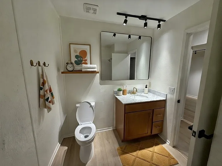 1281 Redwood Ln #C — Photo 23