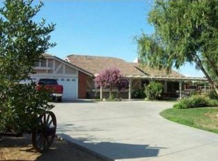 17460 Owl Tree Rd, Riverside, CA 92504