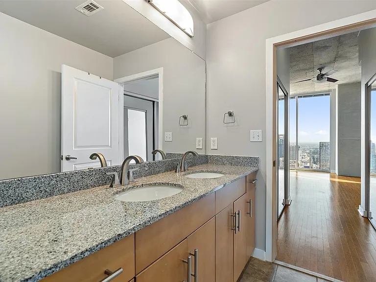 360 Nueces St #4209 — Photo 17