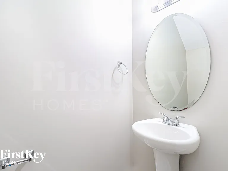 5602 Falkland Dr — Photo 17
