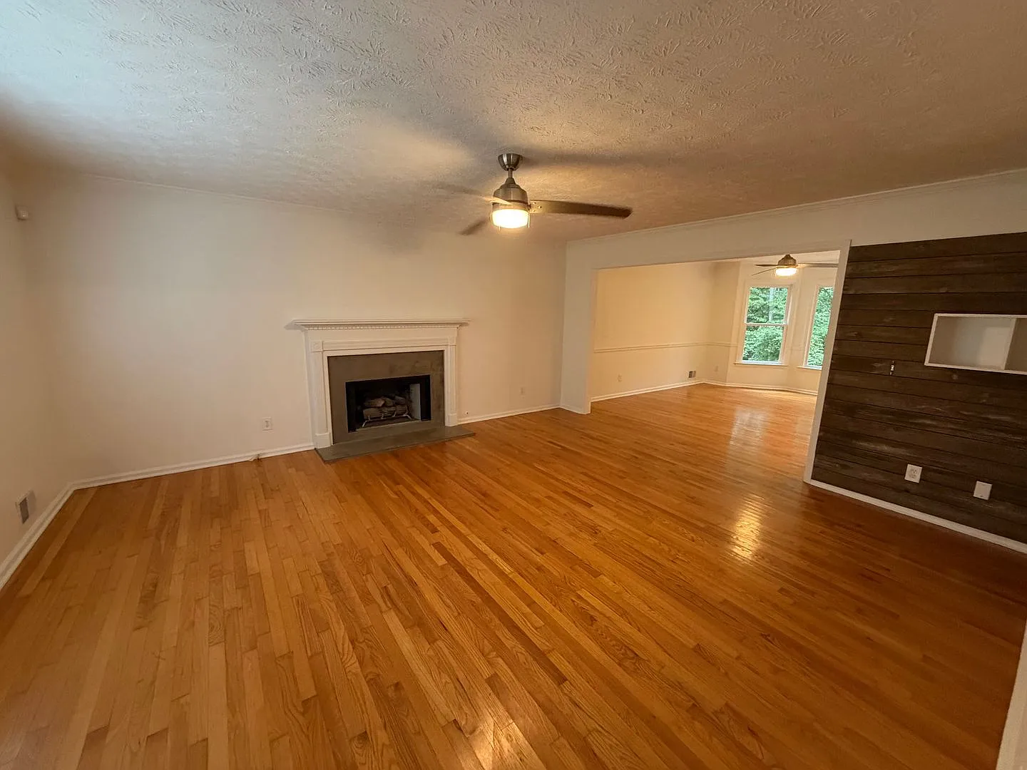190 Timber Oak Cove — Photo 2