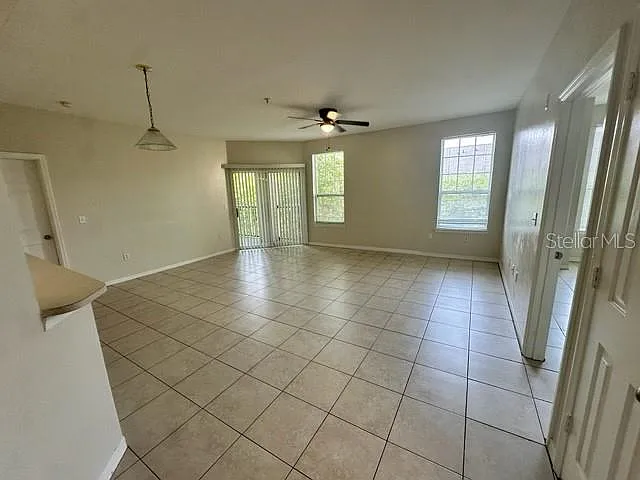 2 bed, 2.0 bath, 1031 sqft, $1,675 — Photo 2