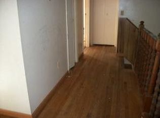 605 Mahan Denman Rd NW, Bristolville, OH 44402