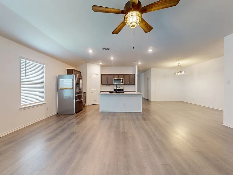 717 Cottonwood Way — Photo 7