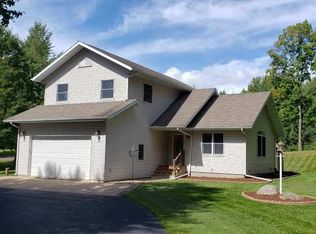 N6840 The Loop, Phillips, WI 54555