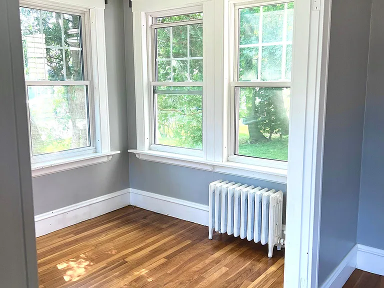 181 Auburndale Ave — Photo 18