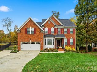 1711 Drexel Bay Ln, Mint Hill, NC 28227