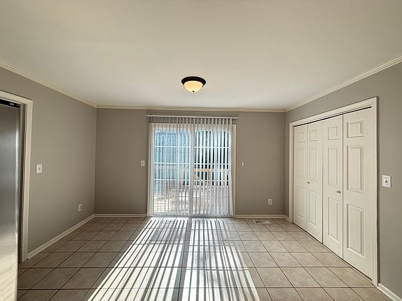 5th image of 185 Heatherton Way