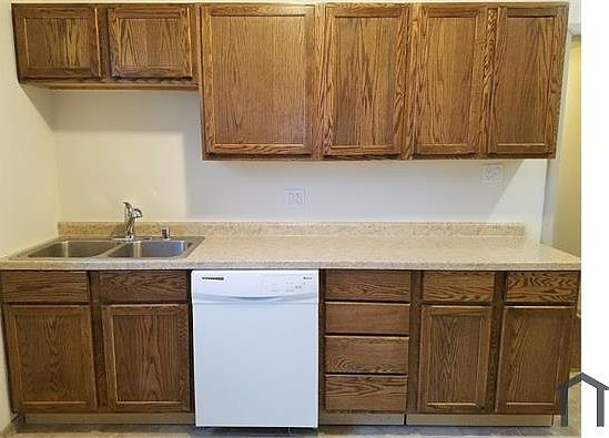 1st image of 4930 W Van Buren St #3E