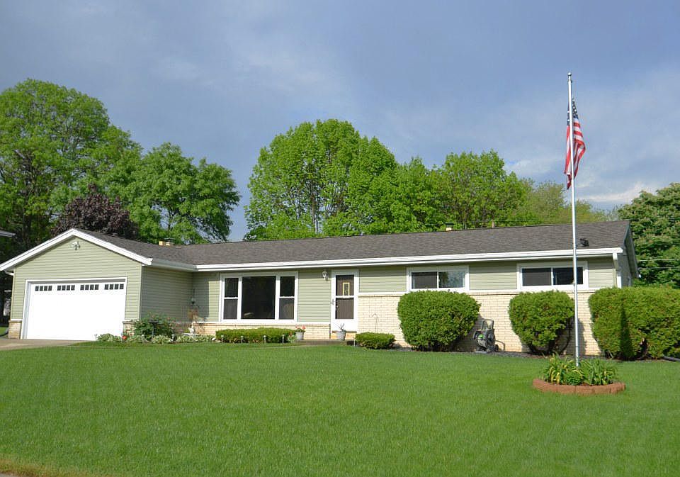 1st image of W161N9442 Chippewa Dr