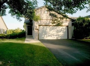 650 Wood Violet Ln, Sun Prairie, WI 53590