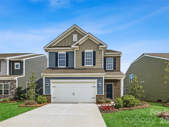 1009 Lookout Shoals Dr, Fort Mill, SC 29715