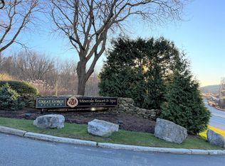 4 Sugar Bowl Ct #3, Vernon, NJ 07462