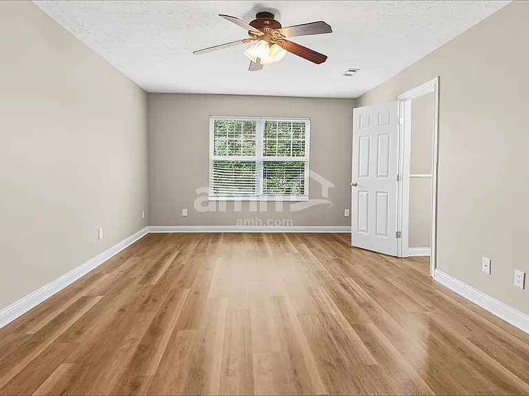 4402 Coveflower Ct — Photo 10