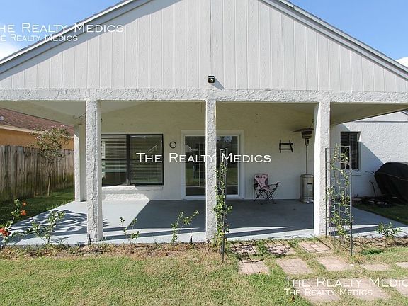 4th image of 1056 Manigan Ave