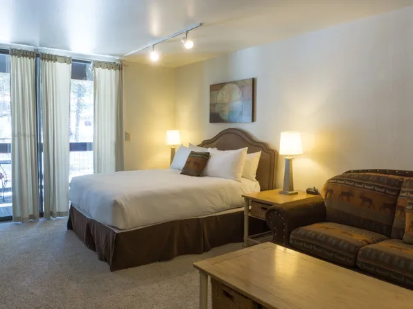 (undisclosed Address), Truckee, CA 96161