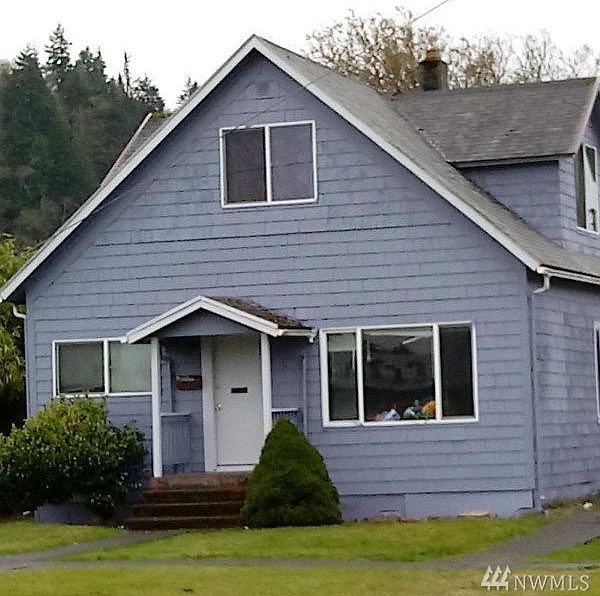 1st image of 909 E 2nd St