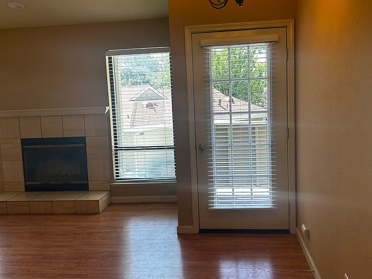 French Door to Balcony!