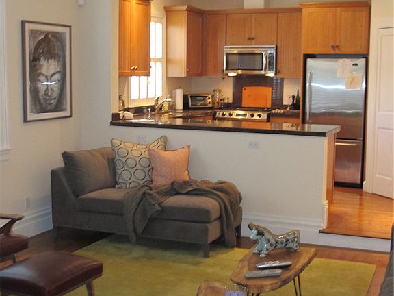 2nd image of 1010 Dolores St #B