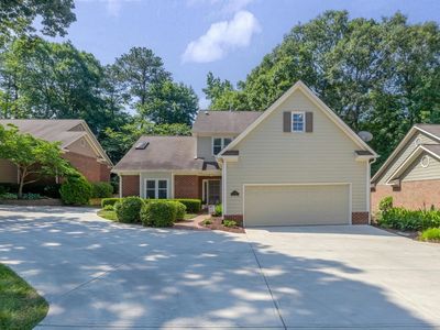 110 Prestwick Pl, Cary, NC, 27511