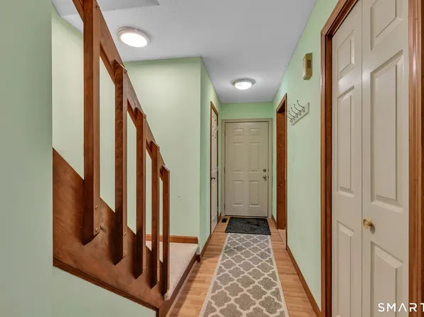 84 Wynwood Drive #84, Enfield, CT 06082