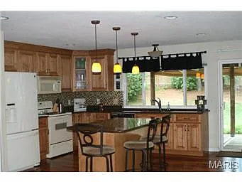 123 Clear Meadows Dr photo 1