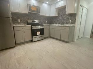 20 Read St APT 2, Bridgeport, CT 06607