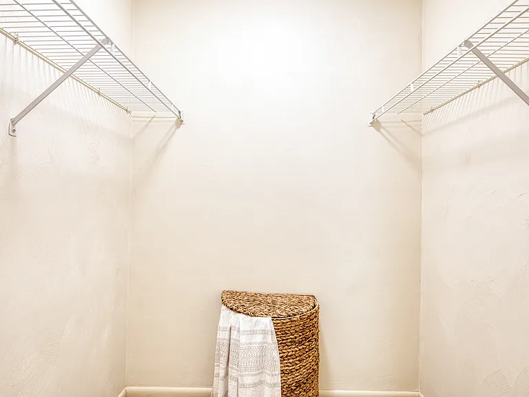 Summer Station Apartments Where Comfort Meets Coastal Living — Photo 156