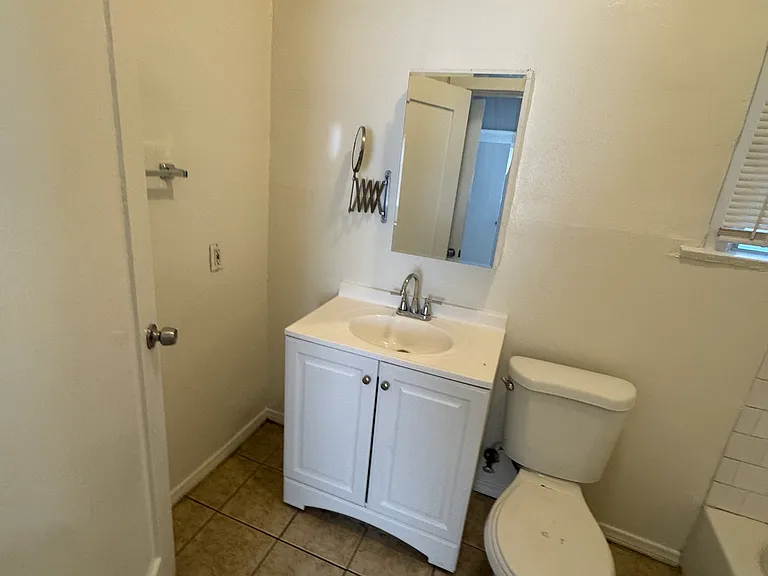 1519 Obispo Ave #2 — Photo 5