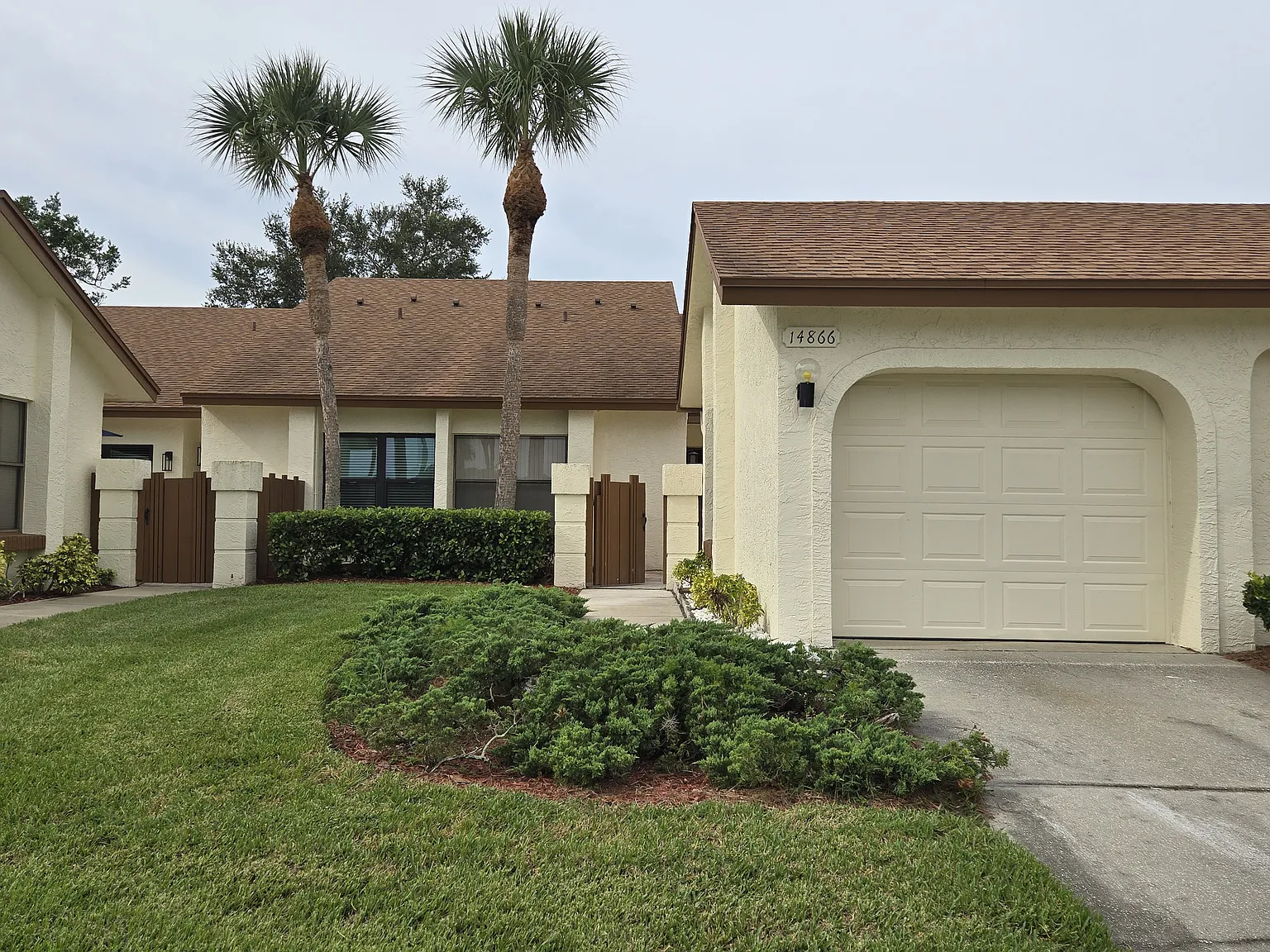 2 bed, 1129 sqft, $2,450 — Photo 1