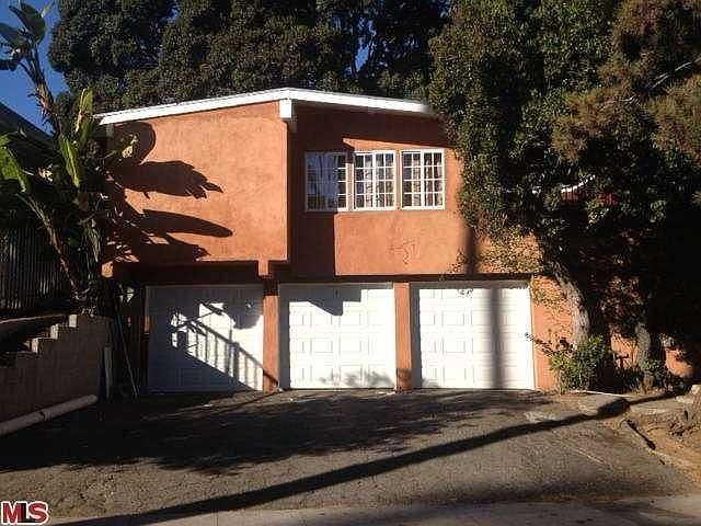 1st image of 8563 W West Knoll Dr