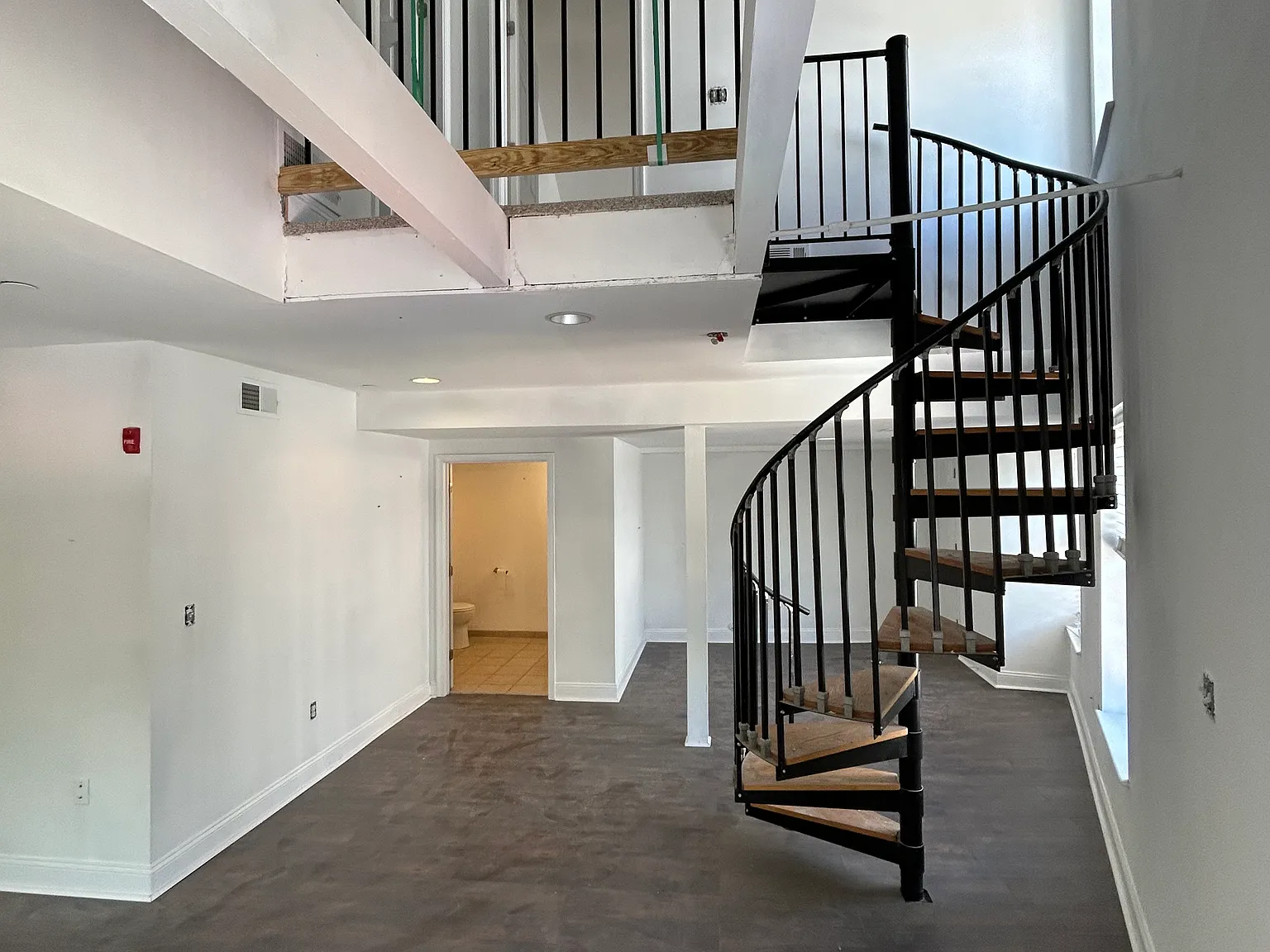 2 bed, $2,300 — Photo 2