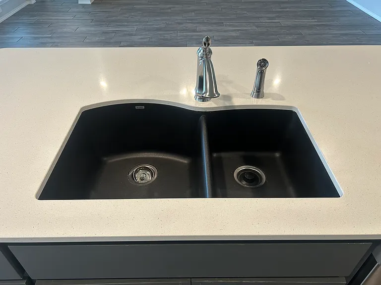 1502 E Utica Pl — Photo 11